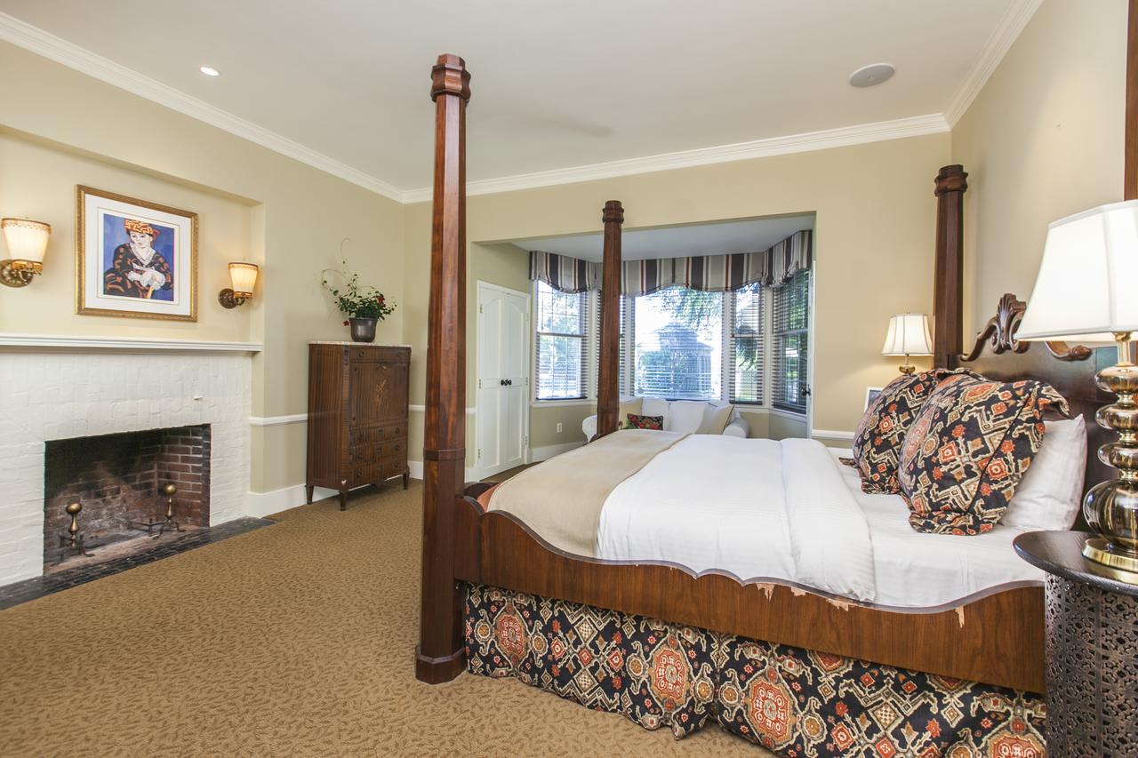 Glen Gordon Manor Bed and Breakfast Huntly Eksteriør billede